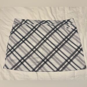 Pebble Beach White and Gray Plaid Mini Skirt